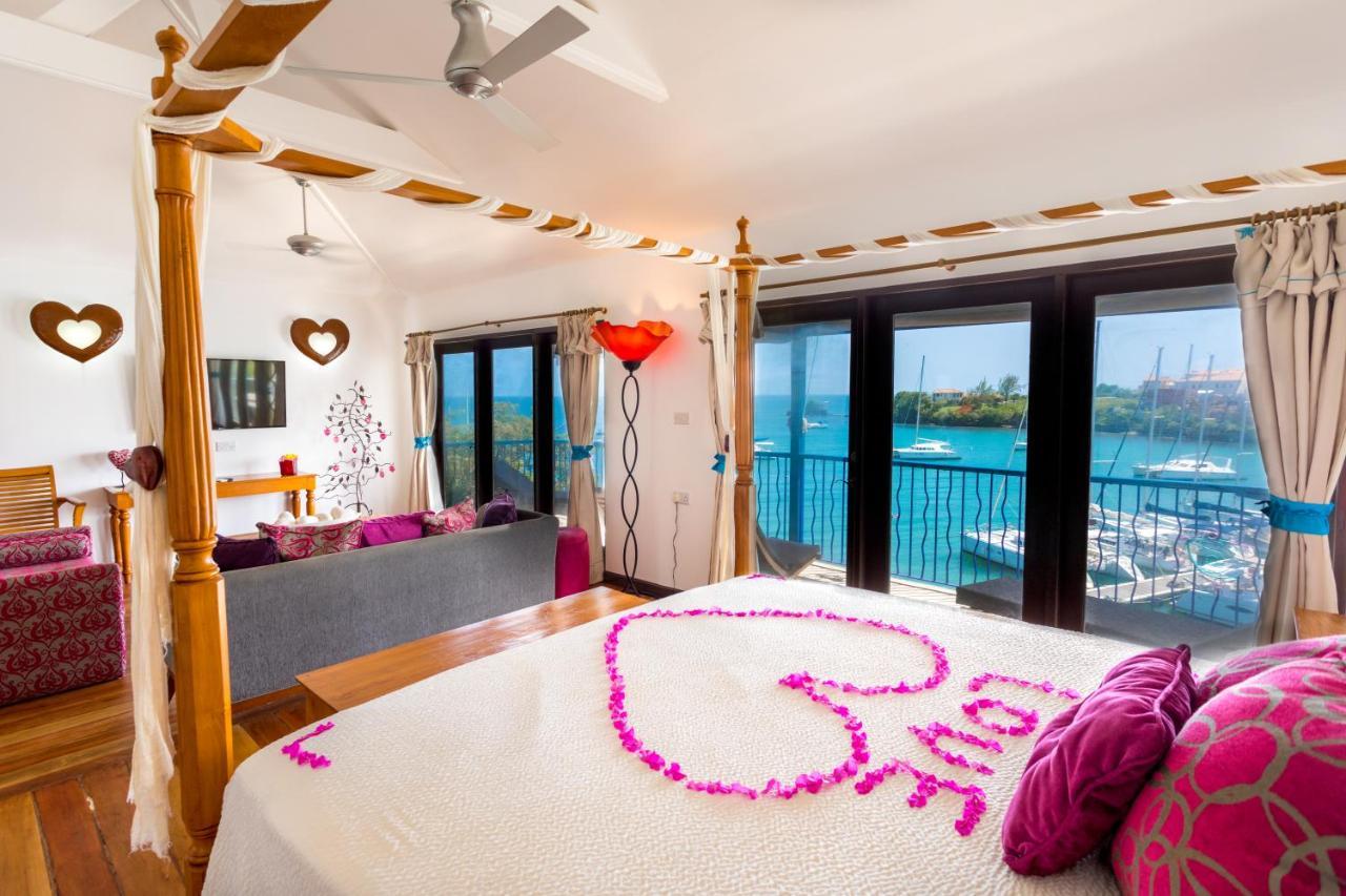 True Blue Bay Resort St. George's Exterior photo
